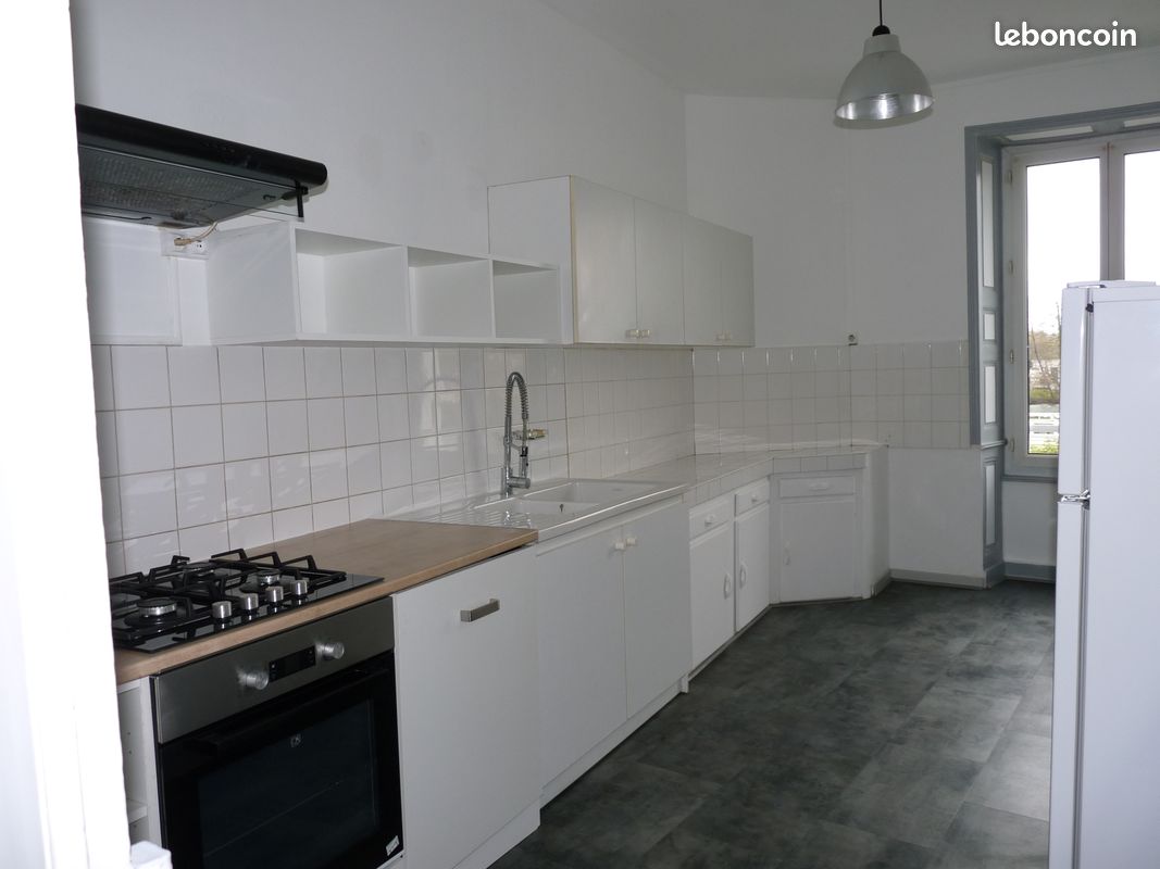 Appartement 3 pièces 99 m² · à Angoulême · 99 m² · 770 €/mois