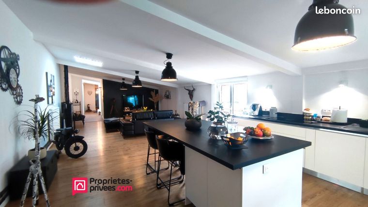 Appartement 5 pièces 183 m²