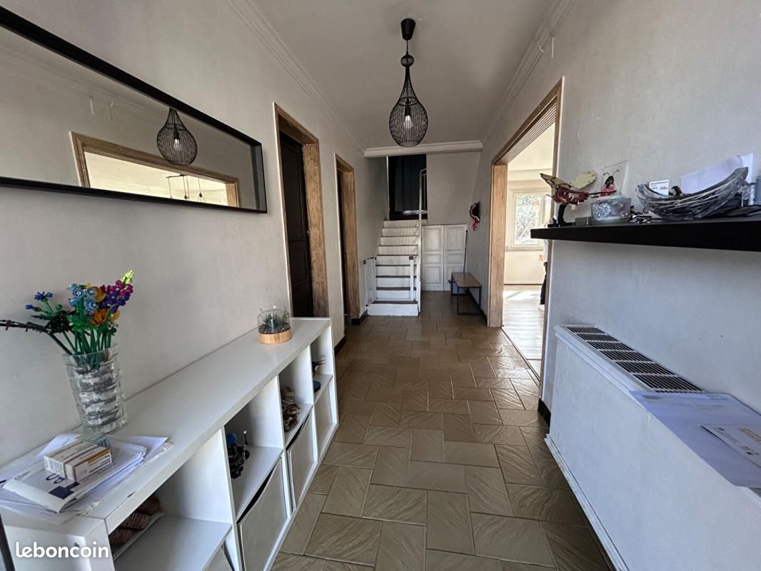 Maison 8 pièces 166 m² · à Châtellerault · 166 m² · 173 000 €