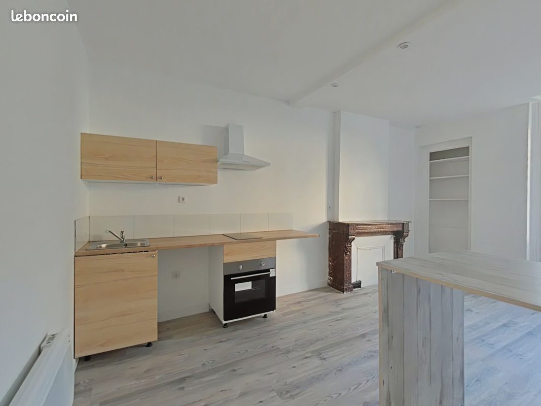 Appartement 2 pièces 35 m² · à Saint-Étienne · 35 m² · 400 €