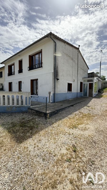 Maison 6 pièces 155 m² · à Vaux-lès-Mouron · 155 m² · 99 000 €