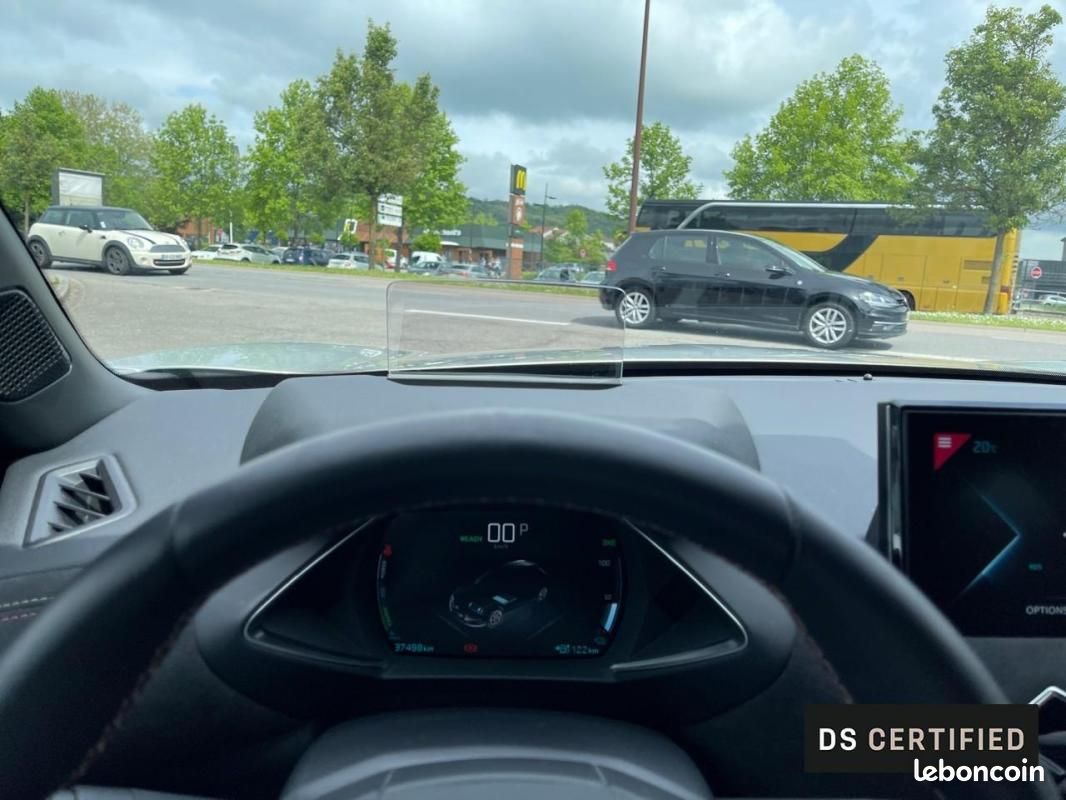 DS 3 Crossback E-Tense Performance Line+ (image 15)