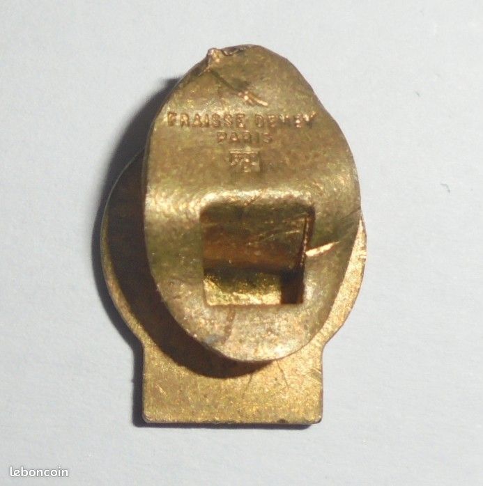 Ancien insigne militaire boutonnière croix de feu Arthur Bertrand - Collection