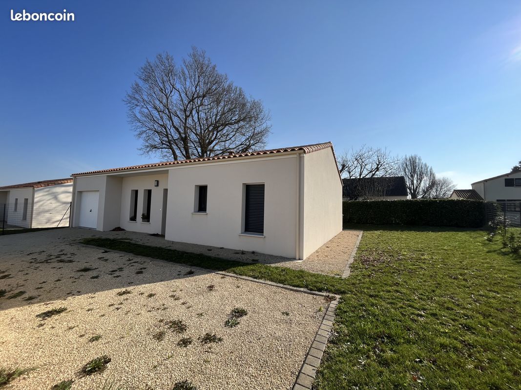 Maison 4 pièces 83 m² · à Échiré · 83 m² · 1 000 €