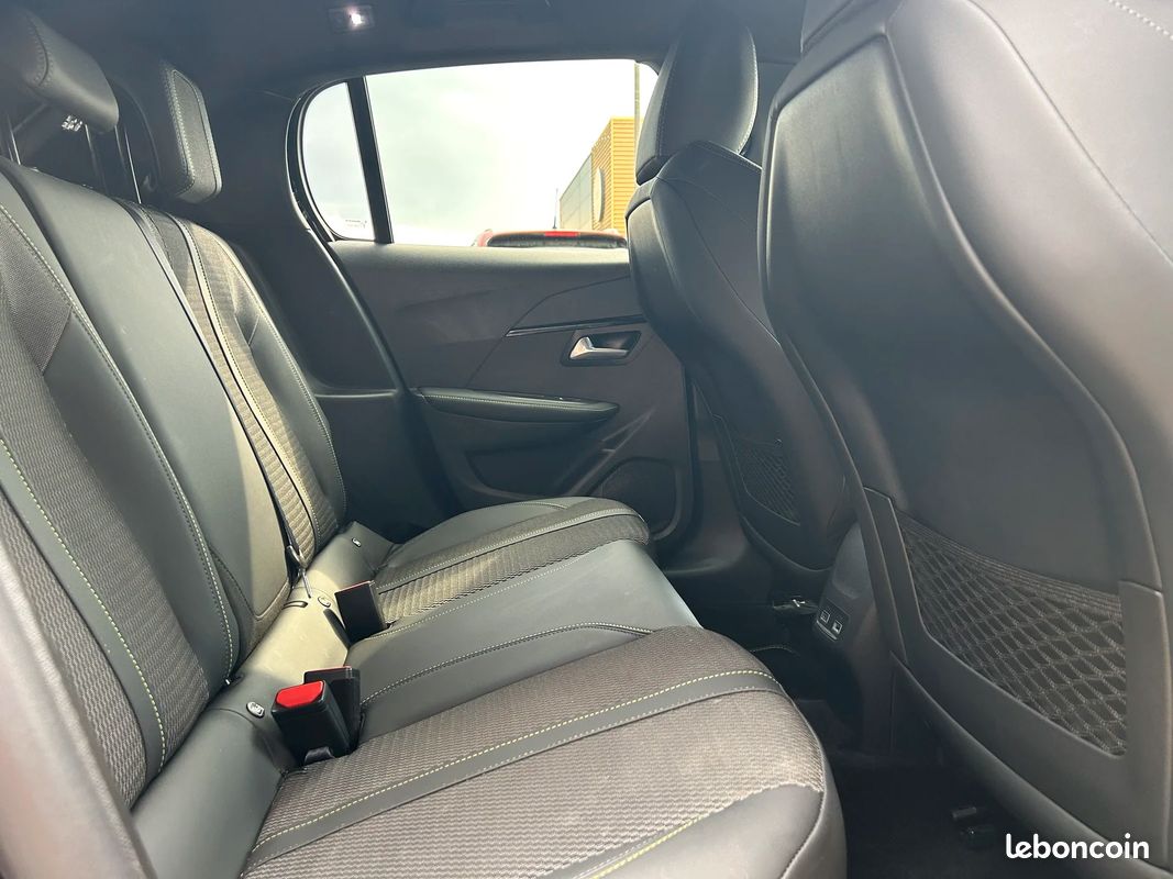 Peugeot 208 II 156ch (e-) GT PRIME - Carplay - Entretien Ok - Très bon état - (image 15)
