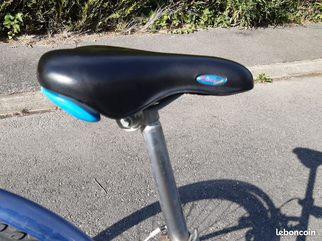 Vélo "fille " VTT DECATHLON *Bon état *24 pouces *5 vitesses (image 5)