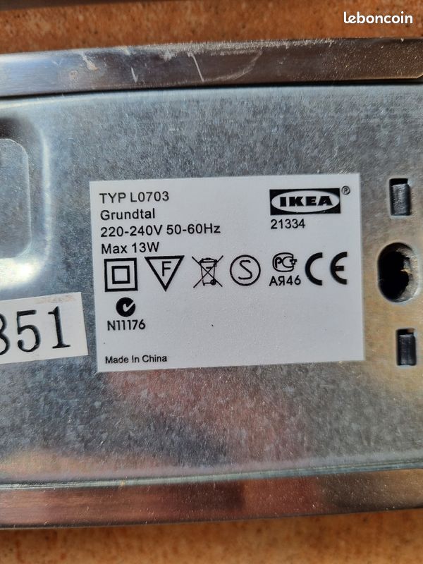Néons Ikea (image 3)