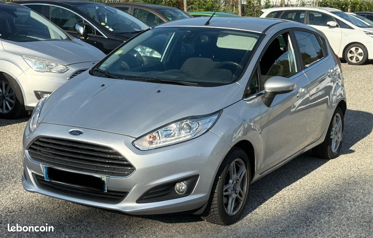 Ford Fiesta IV 1.6 TDCi 95 FAP Titanium 5p (image 1)