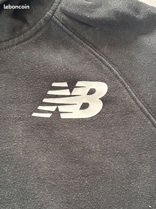 Sweat à capuche noir New Balance junior (image 2)