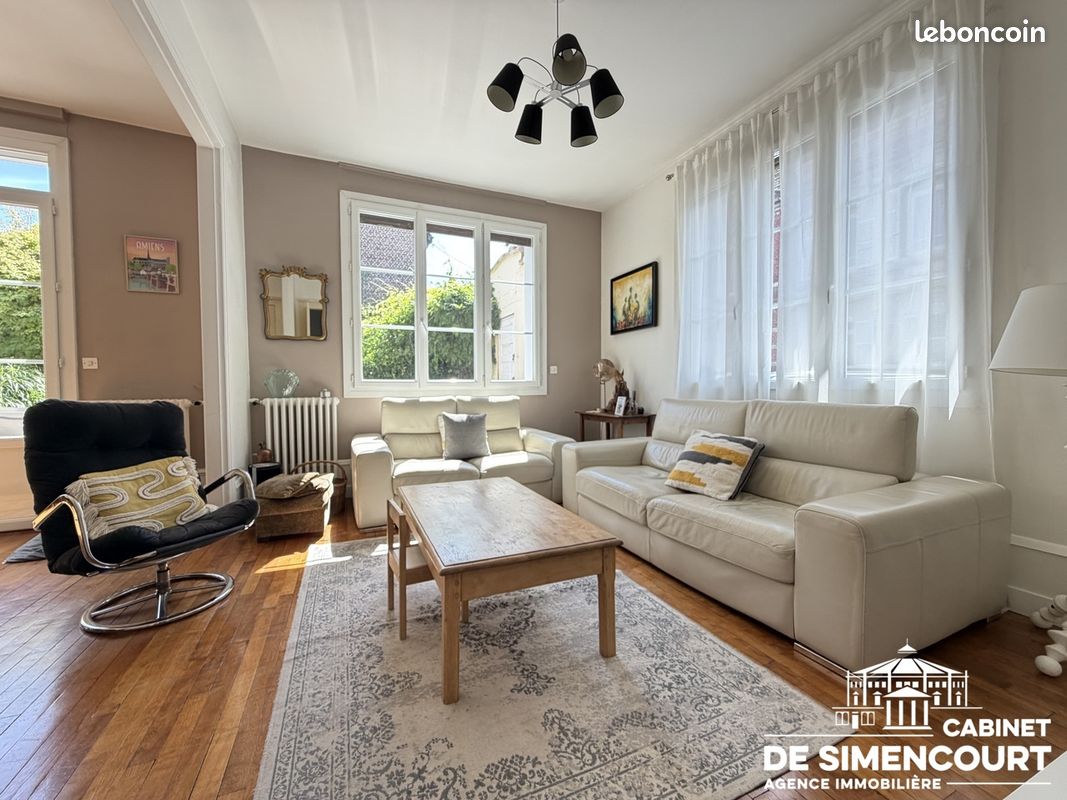 Maison 6 pièces 200 m² · à Amiens · 200 m² · 582 000 €