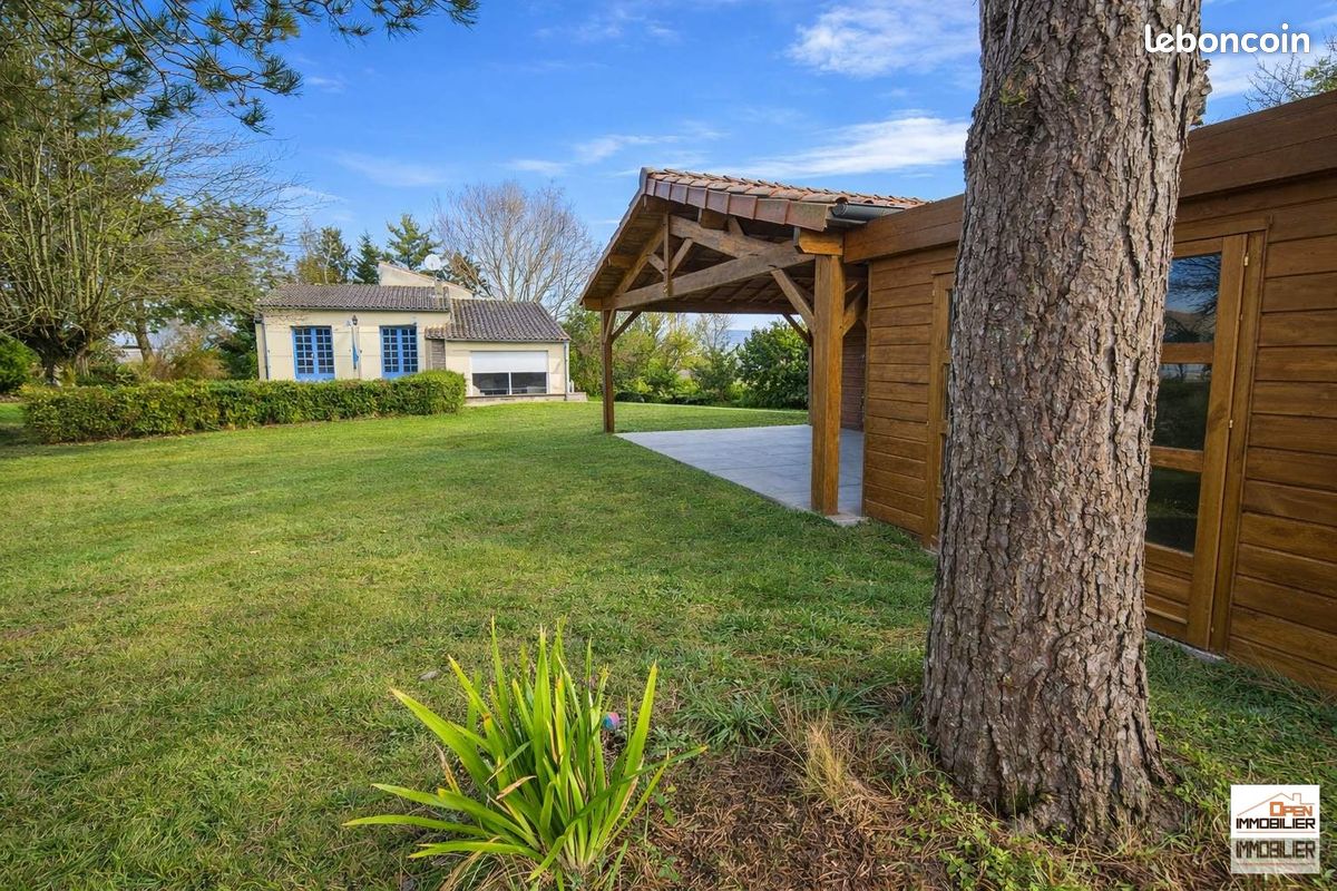 Maison 6 pièces 153 m² · à Saint-Hilaire-Bonneval · 153 m² · 248 000 €