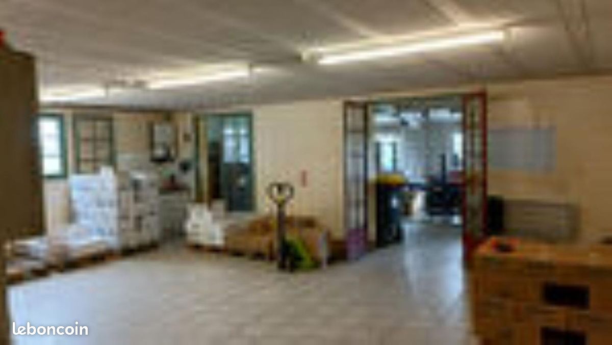 Bureau 1 000 m² (image 3)