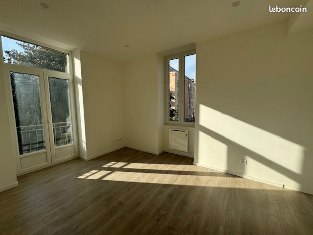 Appartement 3 pièces 51 m² · à Mazamet · 51 m² · 525 €