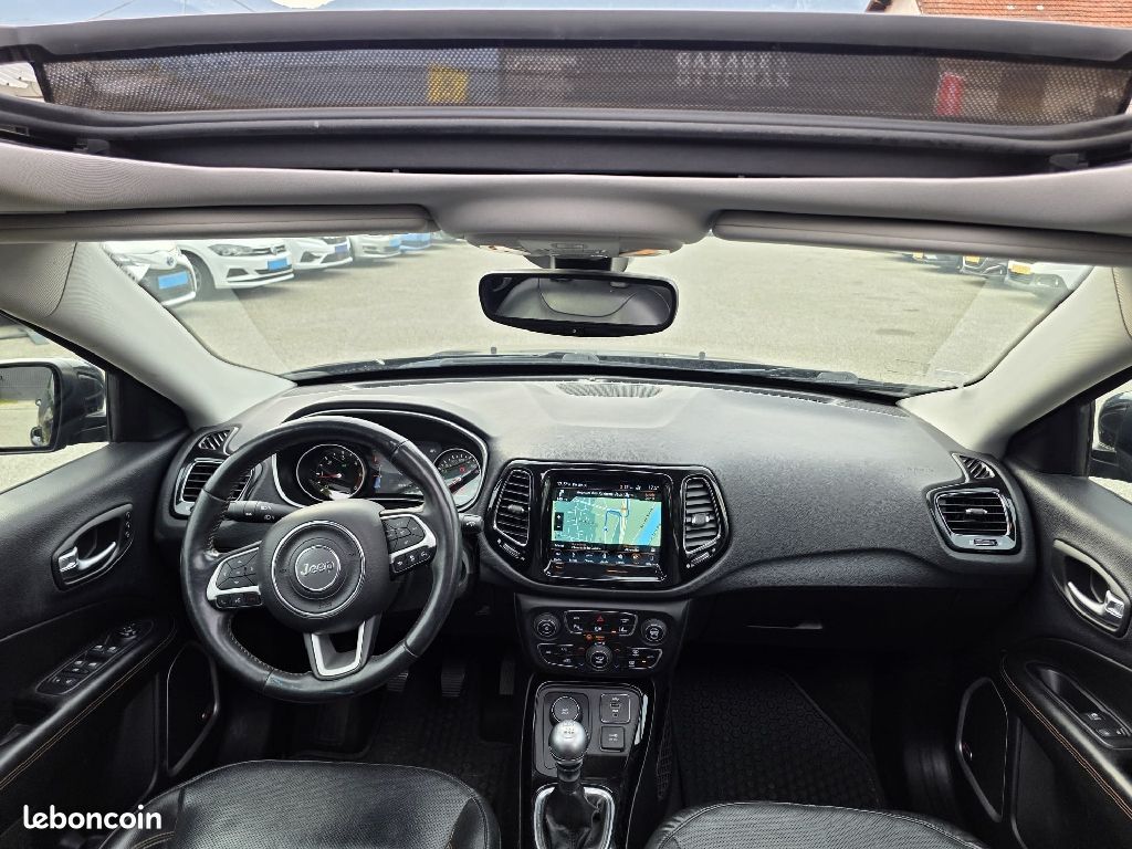 Jeep Compass 4x4 2.0 MultiJet II 140cv attelage (image 10)