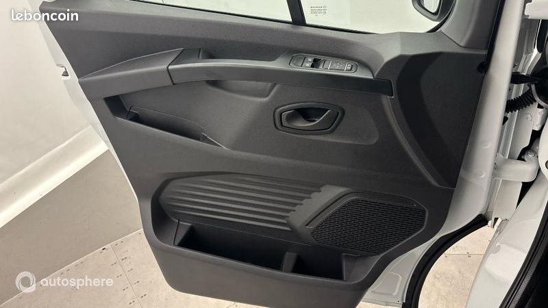 Renault Trafic Véhicule utilitaire ou Société L1H1 3T 2.0 Blue dCi 130ch Confort E6E (image 22)