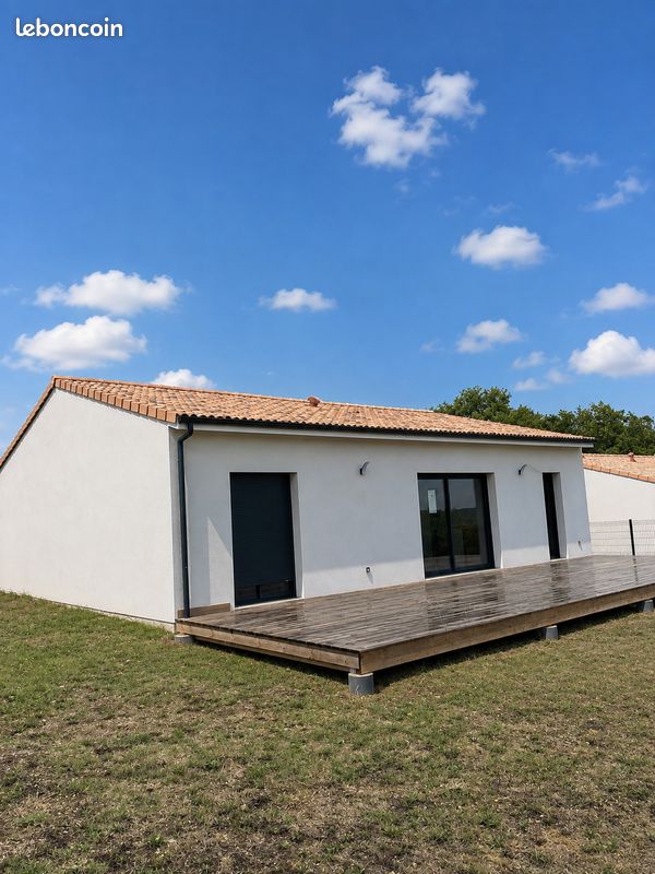 Maison 5 pièces 105 m² · à Laroque-Timbaut · 105 m² · 169 000 €