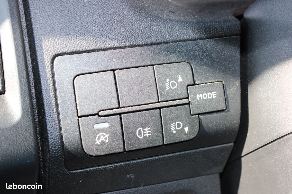 Citroen jumper vu 2.0l hdi 160ch - l3h2 - 16 188 ttc (tva recup.) - cam recul - 1ėre main - entretien 100% citroën (image 26)
