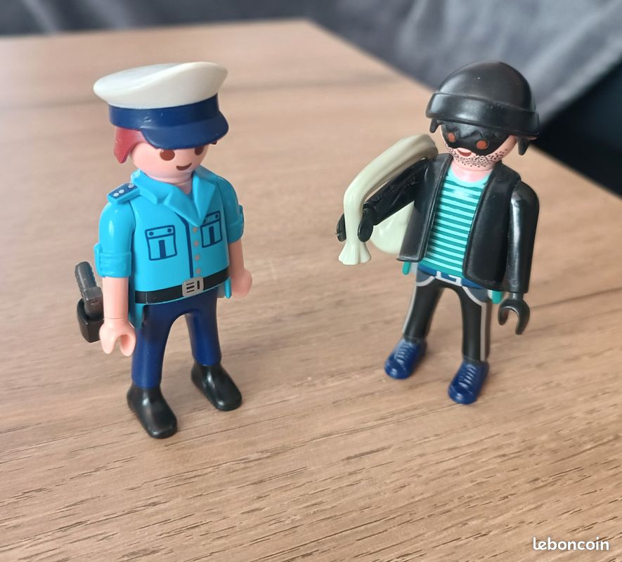 Playmobil 9218 - City Action Duo Policier et voleur, complet (image 1)