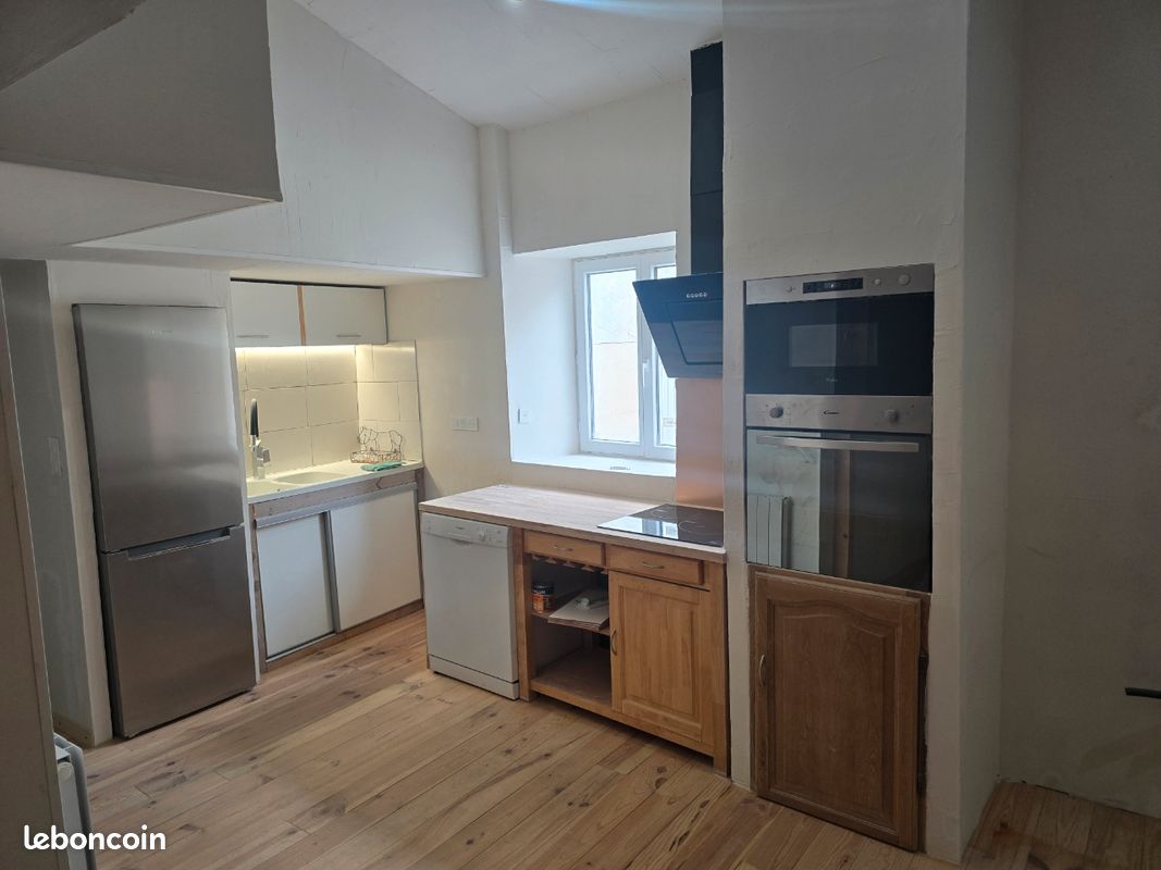 Appartement 2 pièces 40 m² · à Fougax-Et-Barrineuf · 40 m² · 490 €/mois