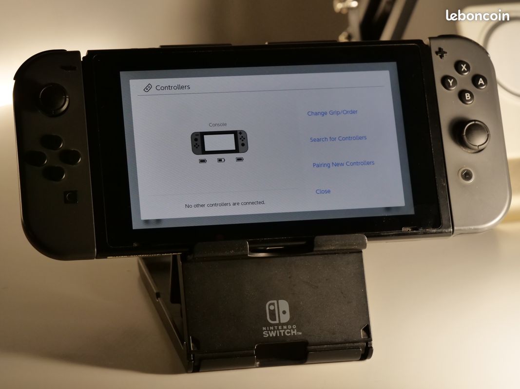 Nintendo Switch | Joy-Cons + Support (image 2)