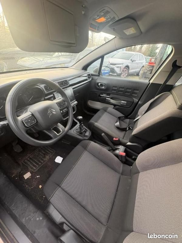 Citroën C3 BlueHDi 100 S&S BVM6 Feel ACCIDENTEE (image 8)