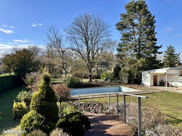Propriété 6 pièces 189 m²