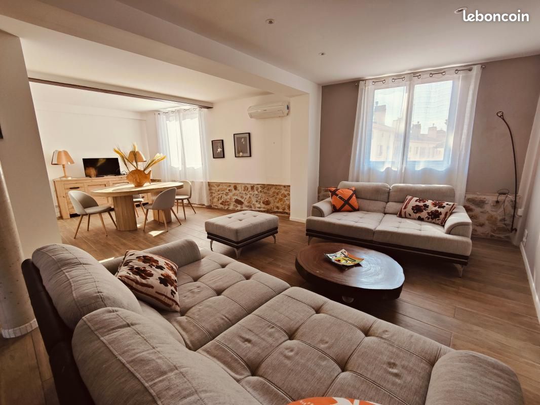 Appartement 2 pièces 74 m² · à Sanary-sur-Mer · 74 m² · 1 140 €/mois