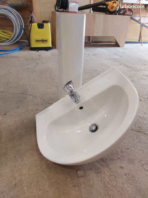 Sanitaires (image 3)