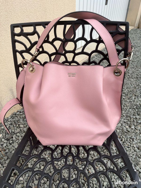 Grand sac guess (image 1)