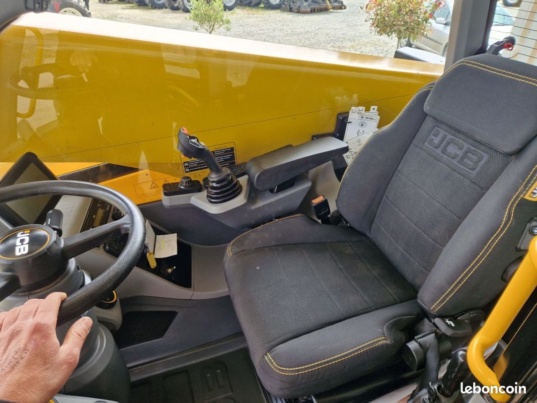 Jcb 532.60 agri (image 17)