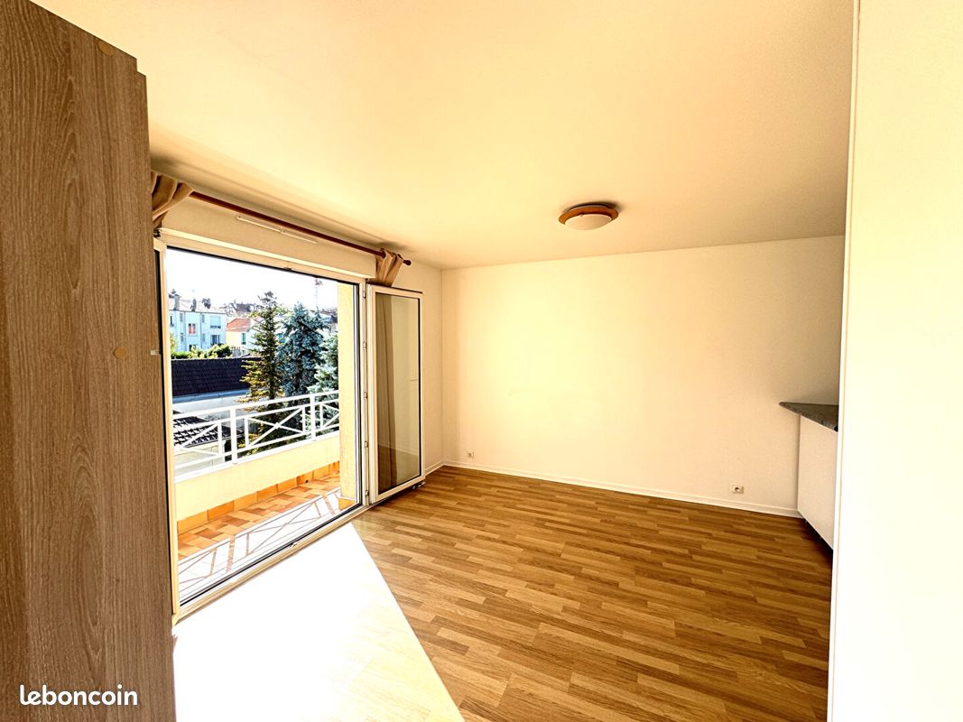 Appartement 1 pièce 24 m² · à Chaville · 24 m² · 795 €/mois
