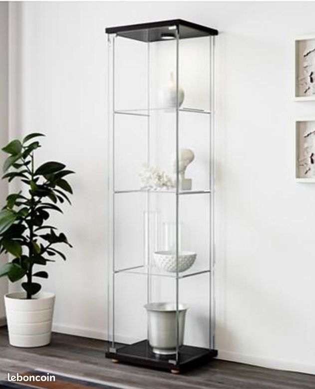 Étage verre DETOLF IKEA noire (image 1)