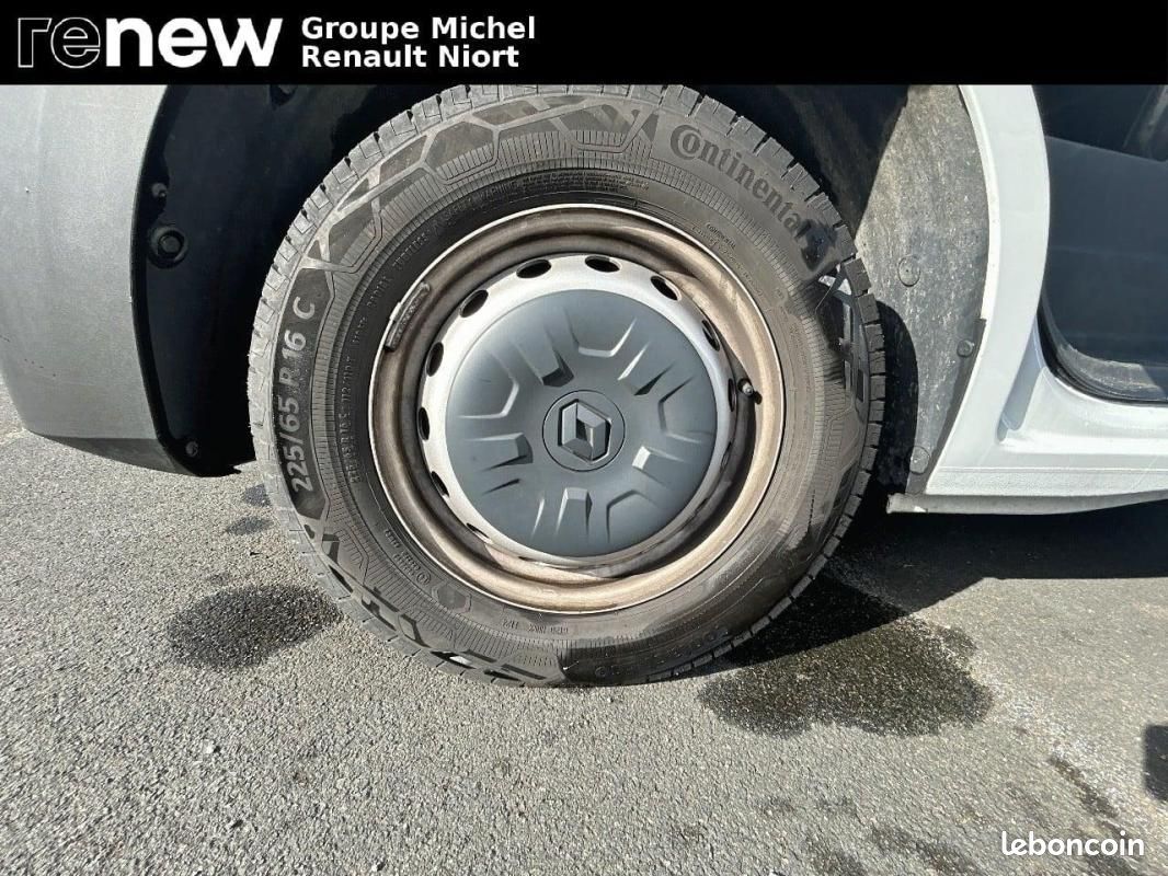 Renault Master PLANCHER CABINE PHC TRAC F3500 L3H1 BLUE DCI 145 EURO VI CONFORT (image 11)