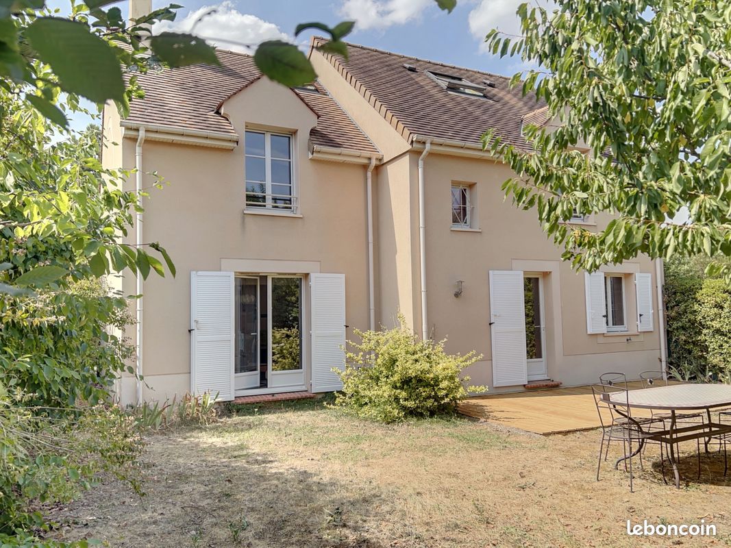 Maison 8 pièces 143 m² · à Montesson · 143 m² · 849 000 €