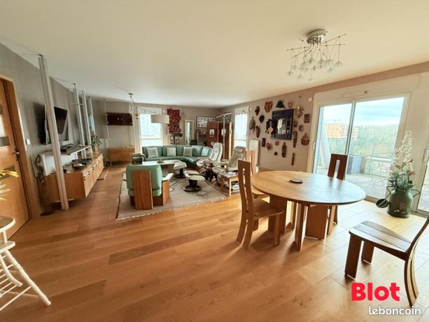 Appartement 4 pièces 107 m²