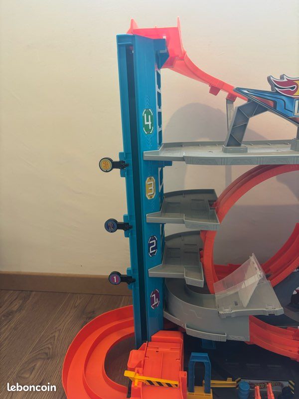 Jouet circuit hot wheels (image 4)
