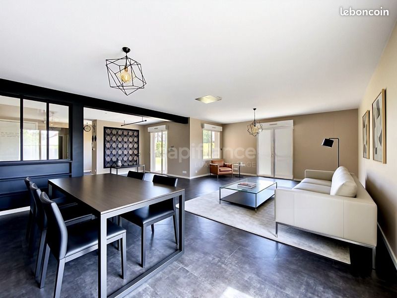 Maison 7 pièces 239 m² · à Saint-Avertin · 239 m² · 479 990 €