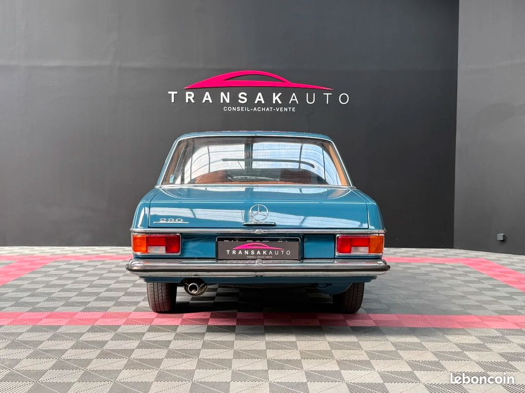 MERCEDES 230 TYPE W114 120ch BVM 5 2.3 (image 4)