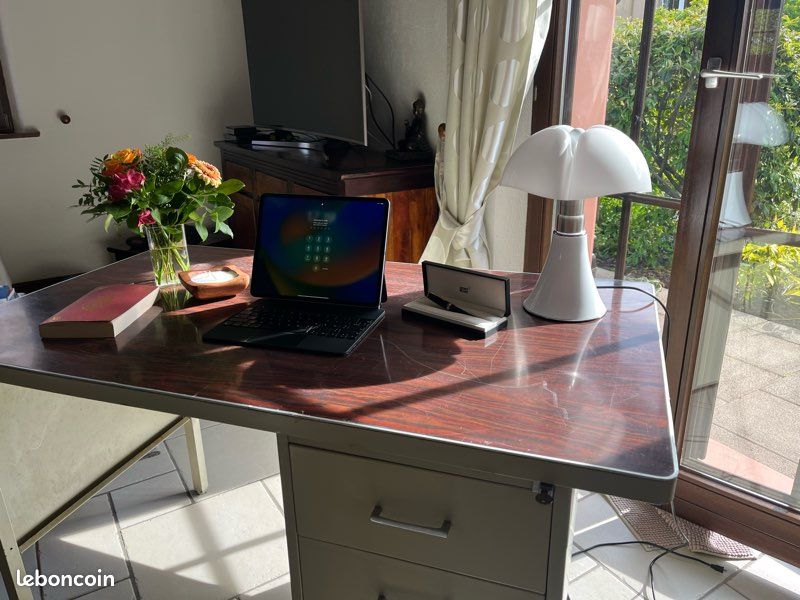 Bureau vintage (image 1)