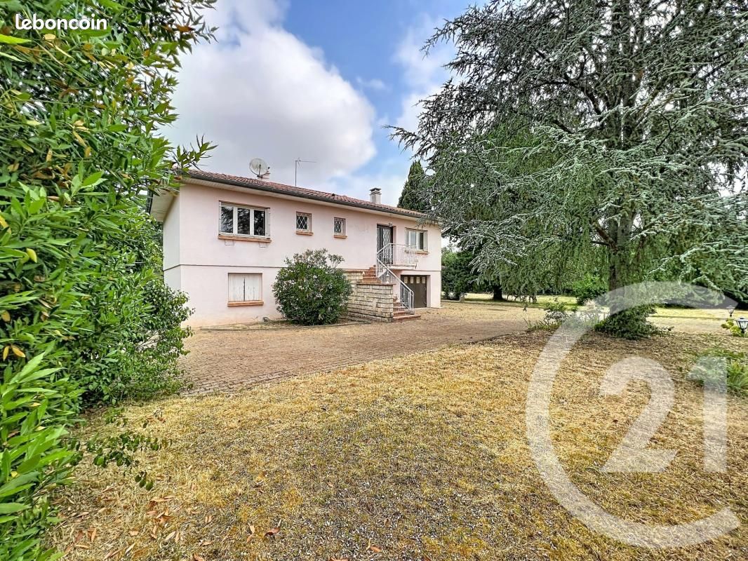 Maison 5 pièces 106 m² · à Pavie · 106 m² · 176 550 €