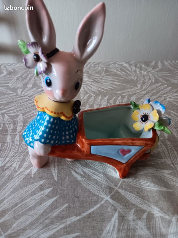 Lapin en faïence (image 1)
