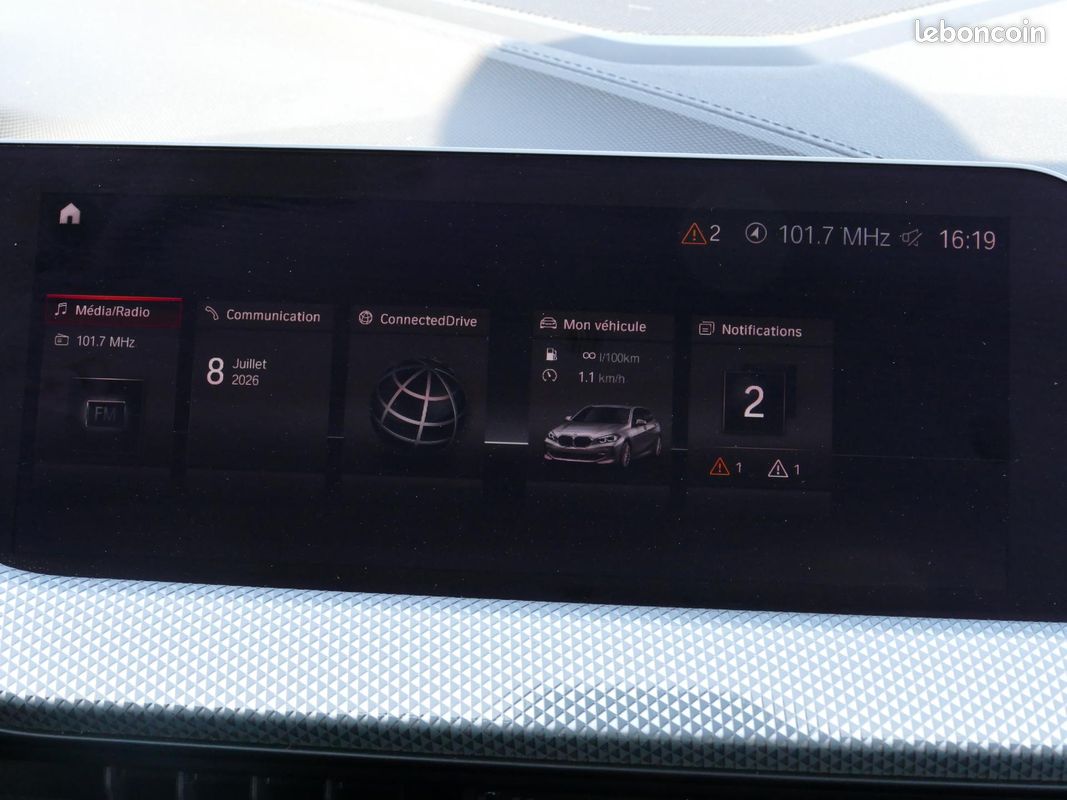 BMW SERIE 1 118i - BV DKG BERLINE F40 Edition Sport (image 40)