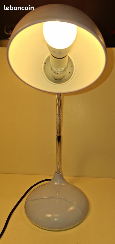 Lampe de bureau (image 4)