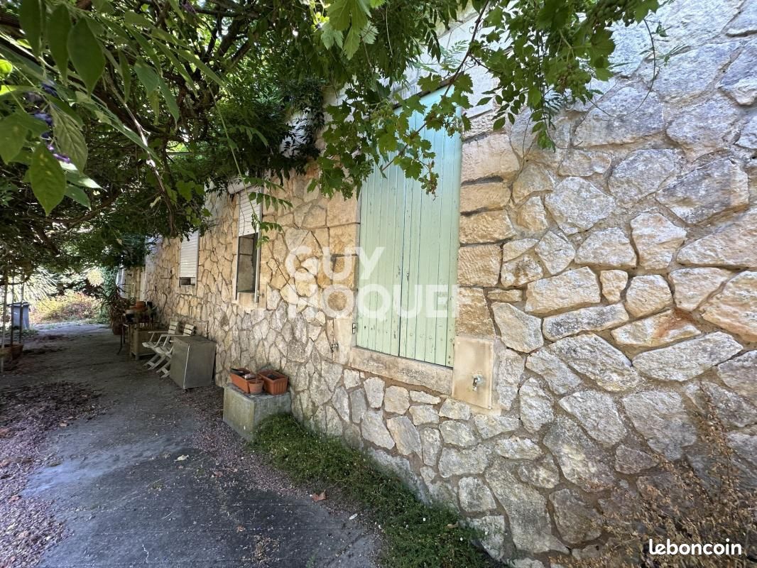 Maison 8 pièces 239 m² · à Bourcefranc-le-Chapus · 239 m² · 430 900 €