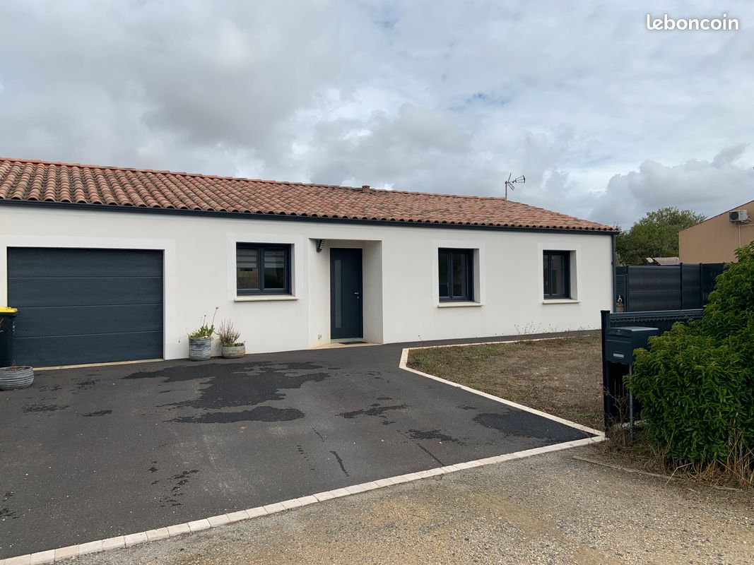 Maison 4 pièces 100 m² · à Les Velluire-sur-Vendée · 100 m² · 225 000 €