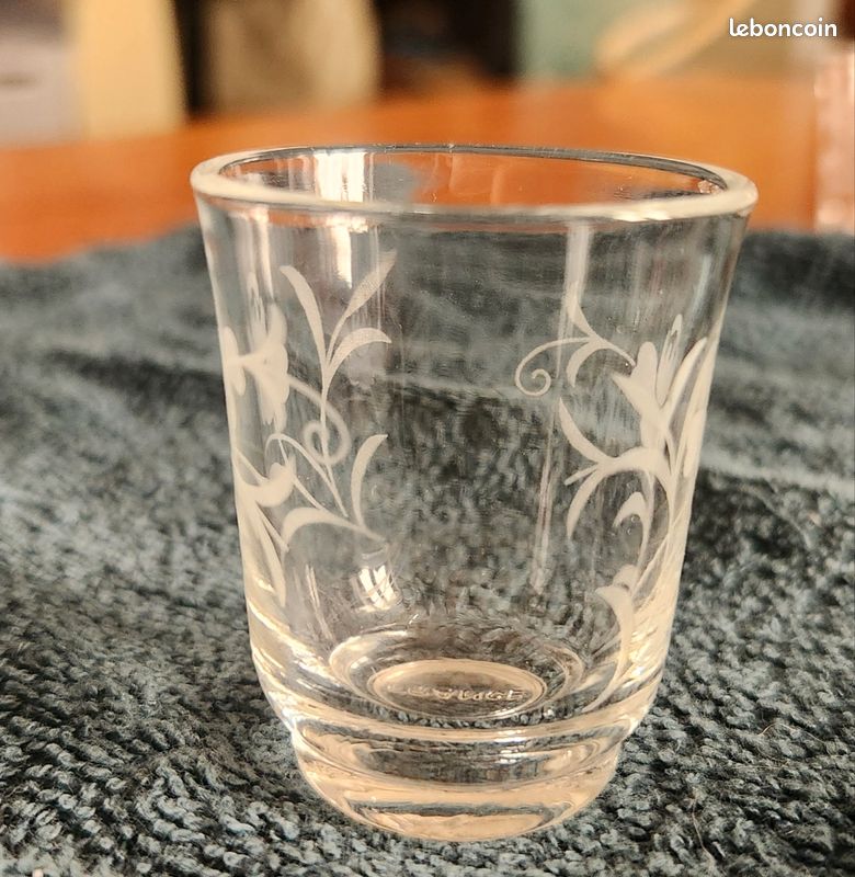 Rare lot de 30 verres à liqueur vintage (image 5)