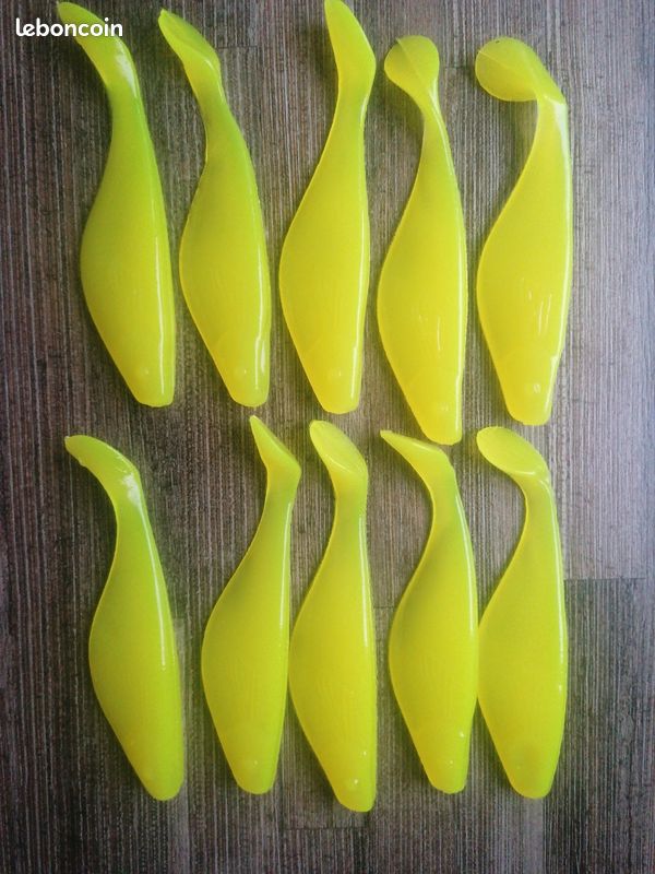Lot article de pêche leurre souple shad pikie type mister twister neuf (image 1)