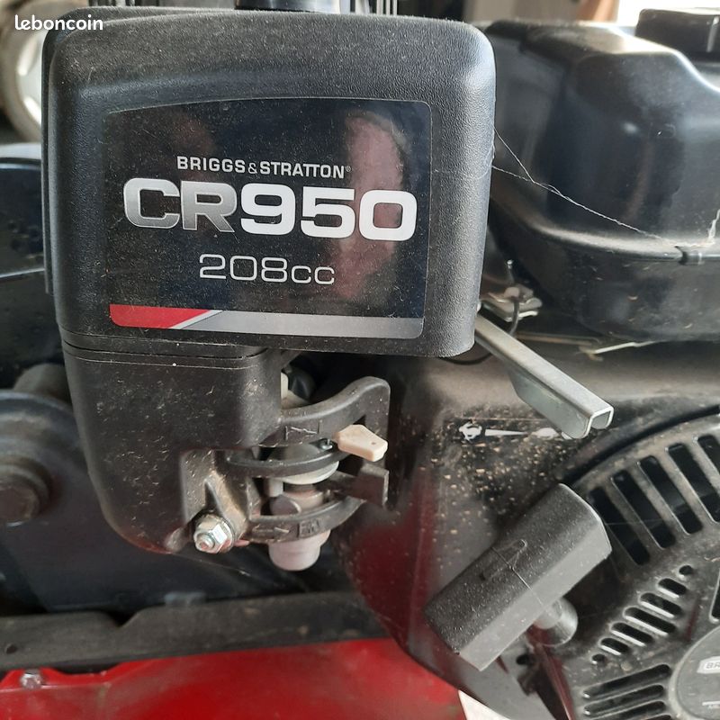 VENDS MOTOBINEUSE état neuf, servi une fois (image 1)