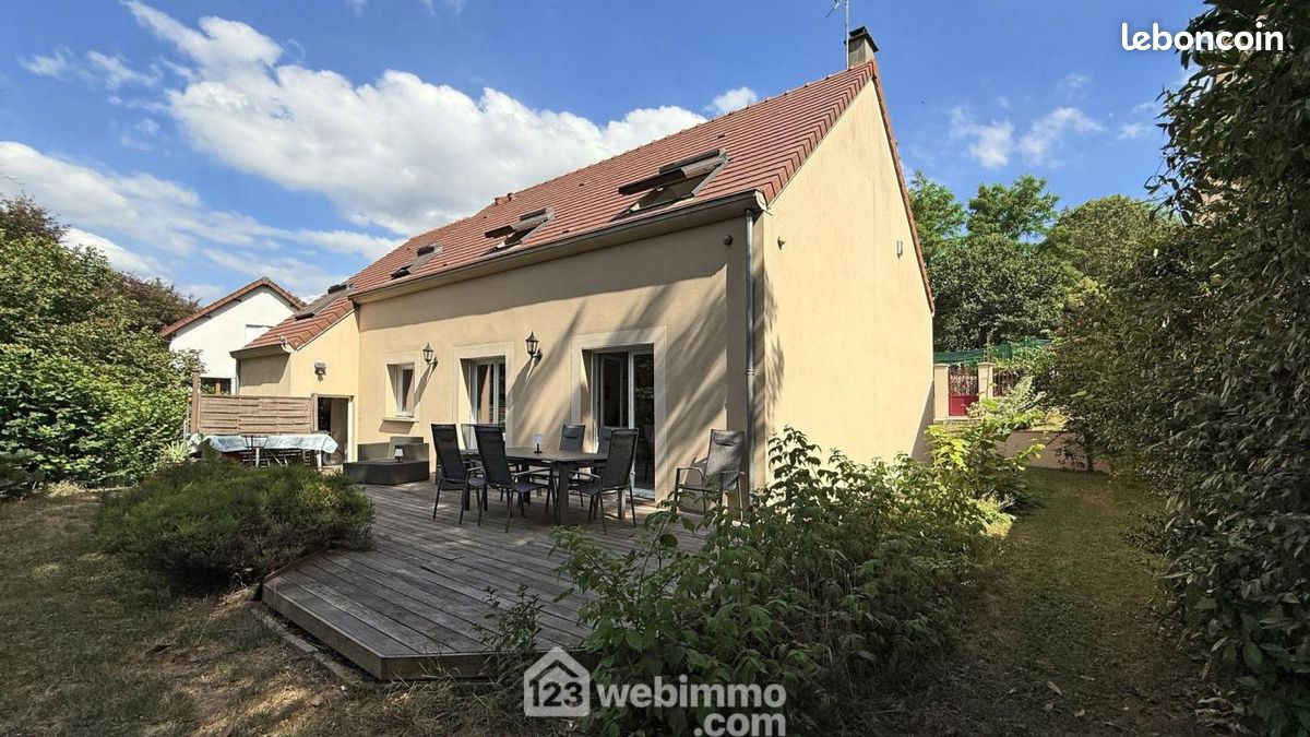 Maison 6 pièces 151 m² · à Sucy-en-Brie · 151 m² · 575 000 €