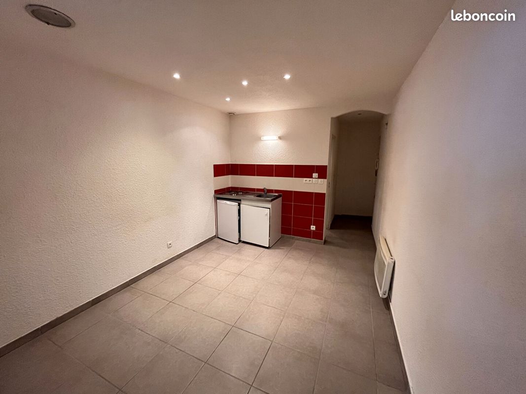Appartement 1 pièce 26 m² · à Roanne · 26 m² · 312 €/mois